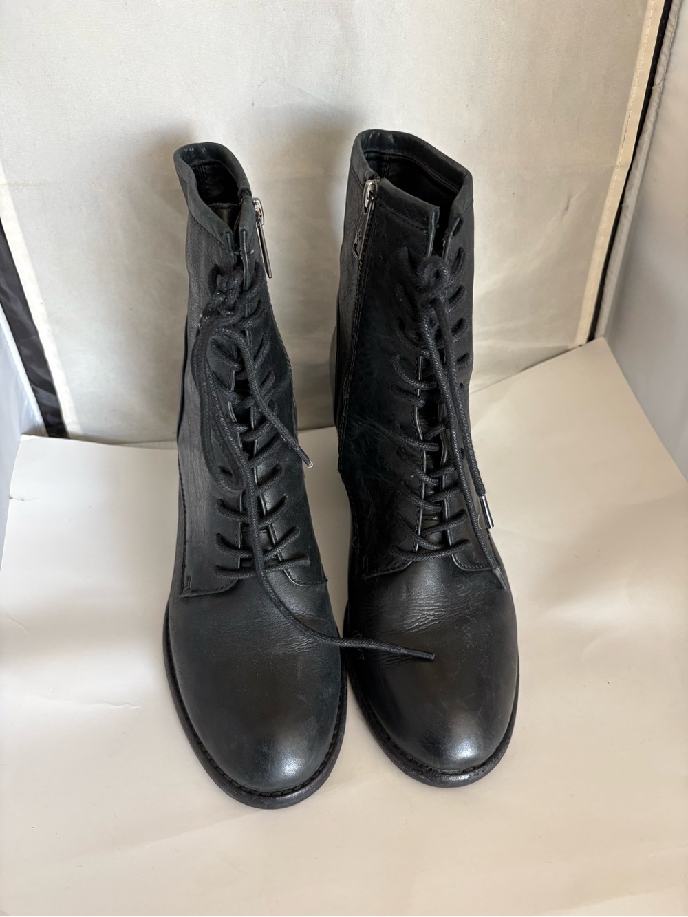 Patricia Nash Black Lace-Up Leather Ankle Boots 9.5 - Picture 2 of 15